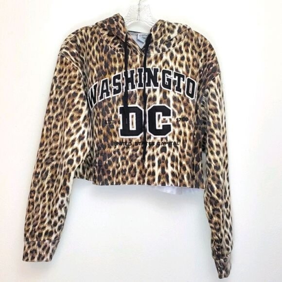 Washington DC custom cropped cheetah hoodie - Picture 15 of 15